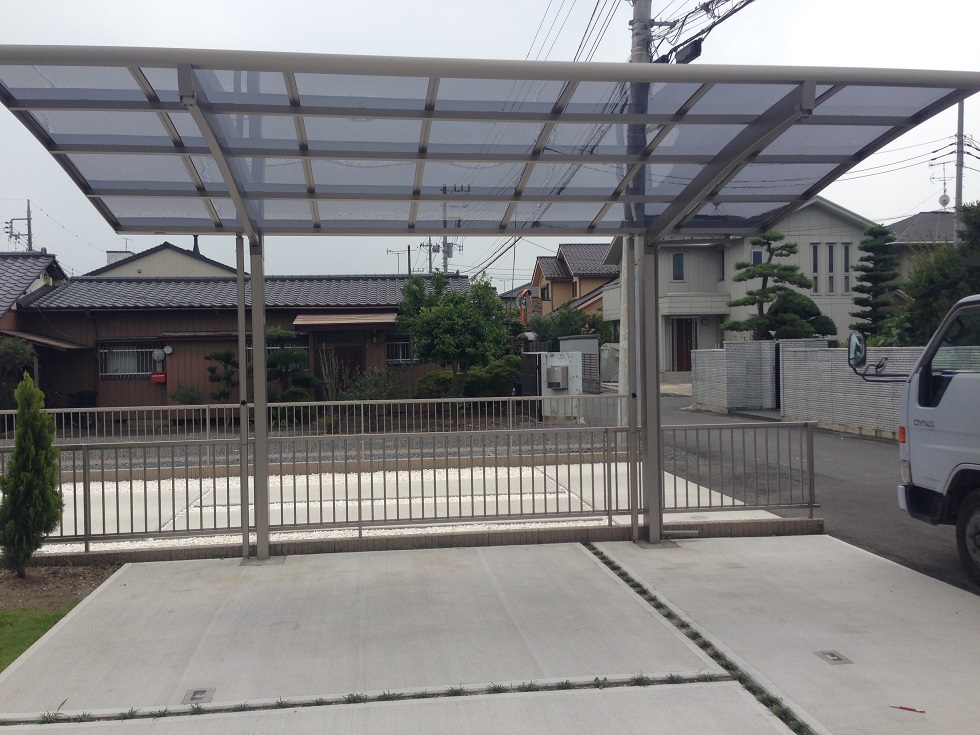 LIXIL カーポートネスカR 雨風強いサポート柱付き