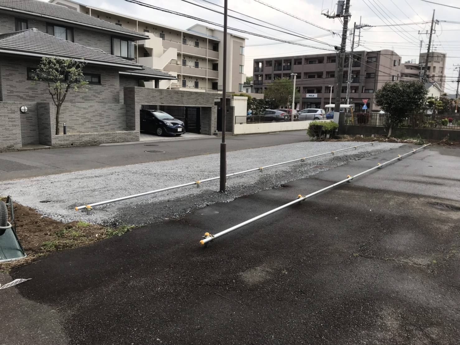 空いてる土地を有効利用で駐車場を